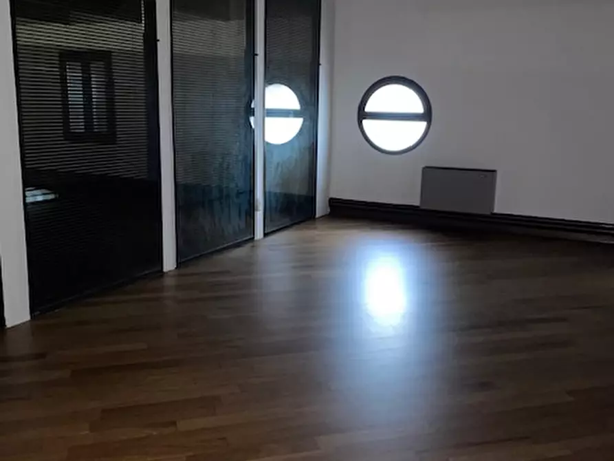 Immagine 7 di Ufficio in affitto  in via garibaldi a Piove Di Sacco