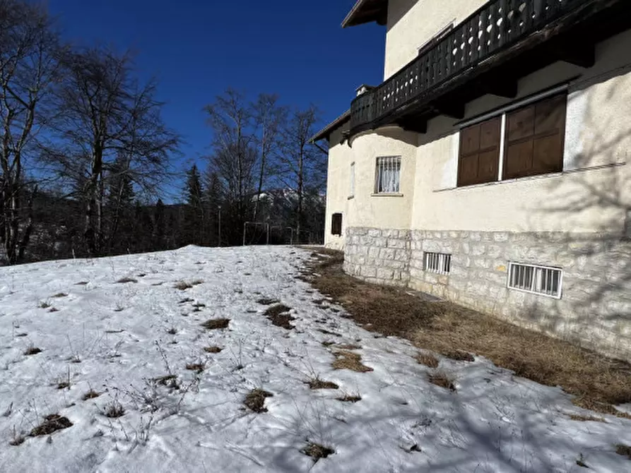 Immagine 8 di Villa in vendita  in Lavarone (TN) Via Dante Alighieri 8 a Lavarone