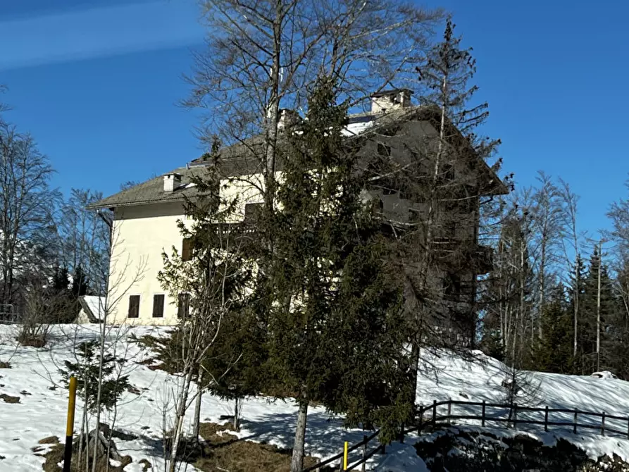 Immagine 10 di Villa in vendita  in Lavarone (TN) Via Dante Alighieri 8 a Lavarone