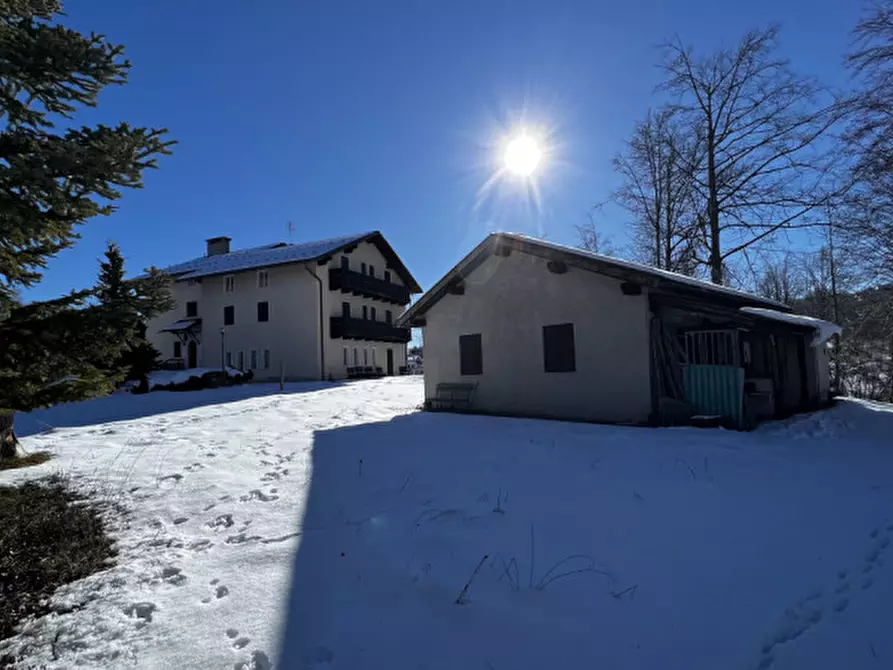 Immagine 27 di Villa in vendita  in Lavarone (TN) Via Dante Alighieri 8 a Lavarone