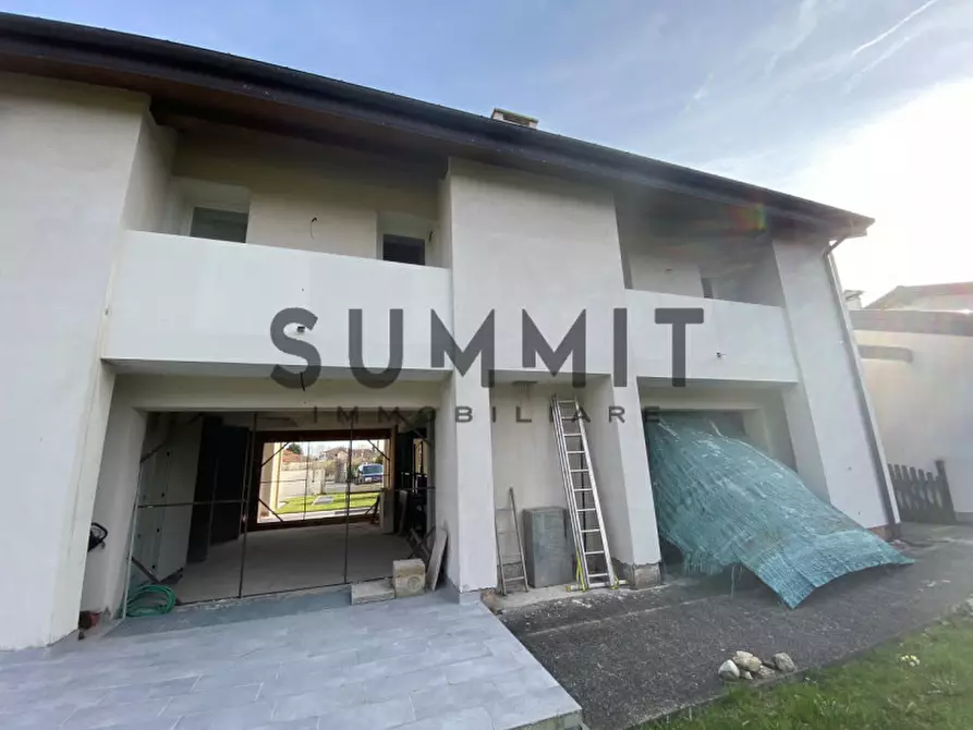 Immagine 7 di Appartamento in vendita  in via dello sport a Schio