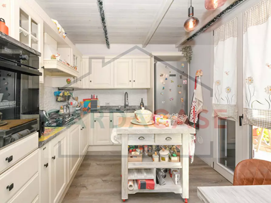 Immagine 11 di Appartamento in vendita  in VIA LEONARDO DA VINCI 33 a Sirmione