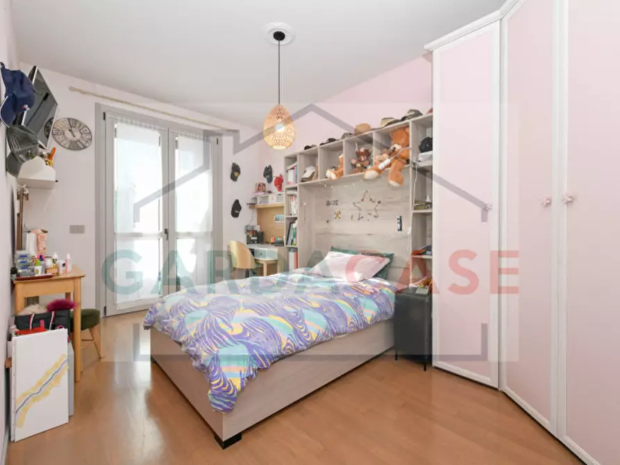 Immagine 17 di Appartamento in vendita  in VIA LEONARDO DA VINCI 33 a Sirmione