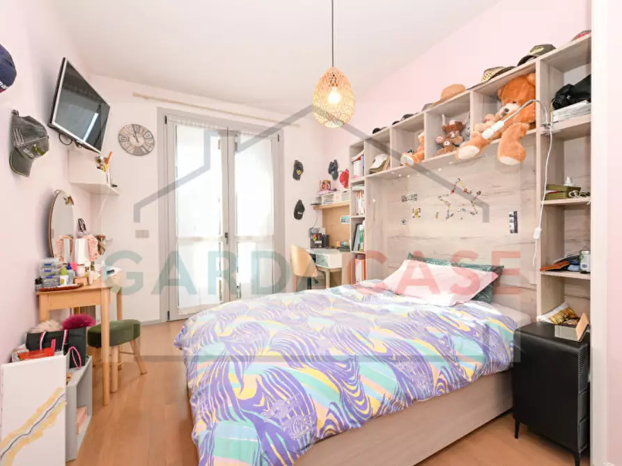 Immagine 18 di Appartamento in vendita  in VIA LEONARDO DA VINCI 33 a Sirmione