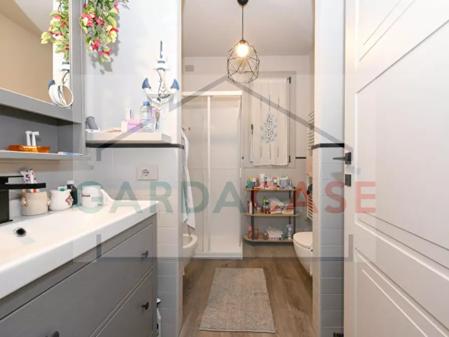 Immagine 20 di Appartamento in vendita  in VIA LEONARDO DA VINCI 33 a Sirmione