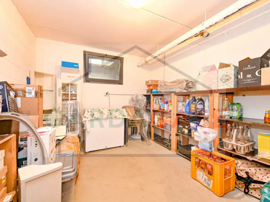 Immagine 23 di Appartamento in vendita  in VIA LEONARDO DA VINCI 33 a Sirmione