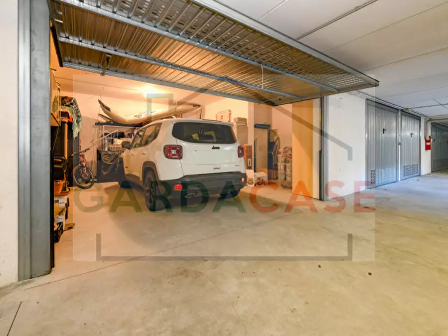 Immagine 24 di Appartamento in vendita  in VIA LEONARDO DA VINCI 33 a Sirmione