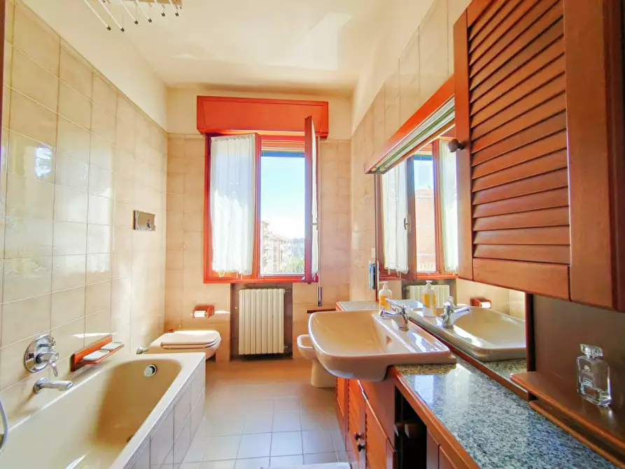 Immagine 5 di Camera in affitto  in via vivaldi a Bologna