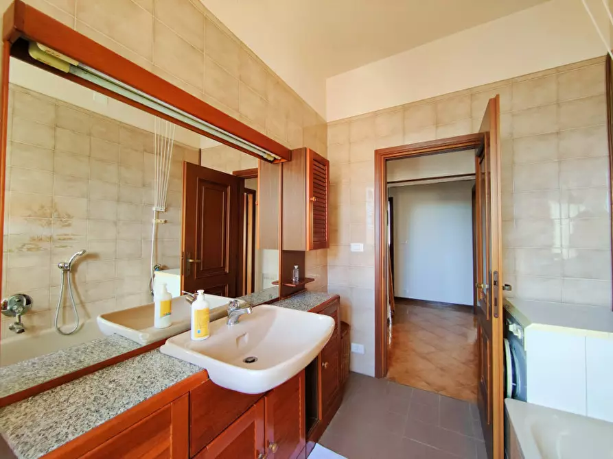 Immagine 14 di Camera in affitto  in via vivaldi a Bologna