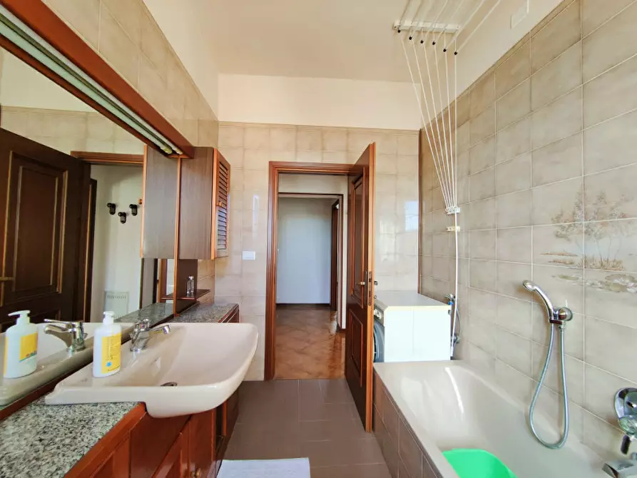 Immagine 15 di Camera in affitto  in via vivaldi a Bologna