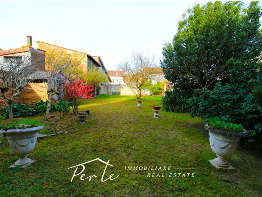 Immagine 6 di Palazzo in vendita  in Via Giuseppe Mazzini 29 a Gazzuolo