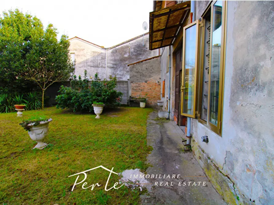 Immagine 7 di Palazzo in vendita  in Via Giuseppe Mazzini 29 a Gazzuolo