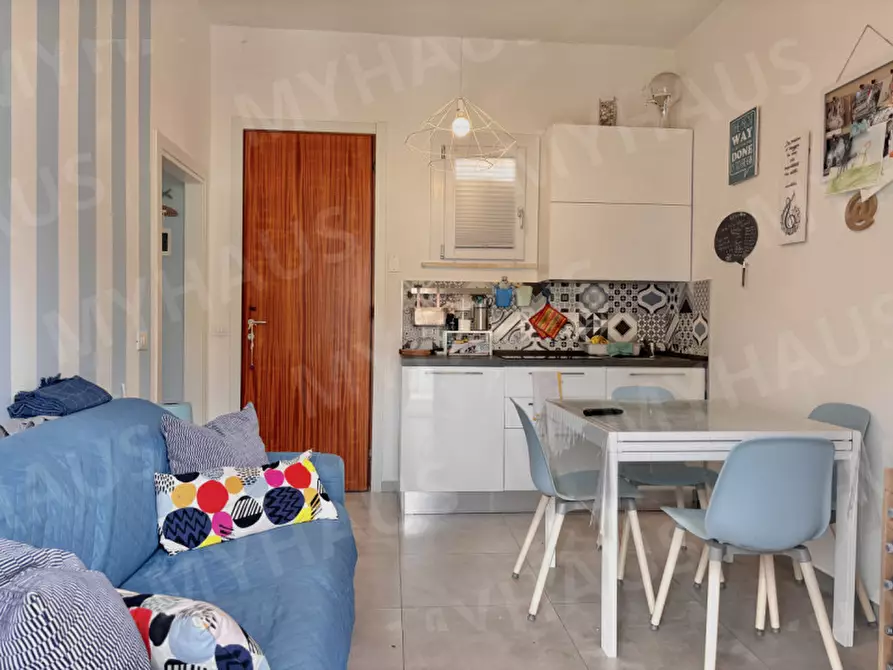 Immagine 11 di Appartamento in vendita  in Via Andrea Palladio, 41 a Cesenatico