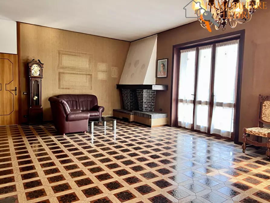 Immagine 6 di Villa in vendita  in Via Castagnaro, 2 a Sona