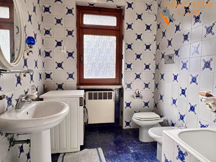 Immagine 7 di Villa in vendita  in Via Castagnaro, 2 a Sona