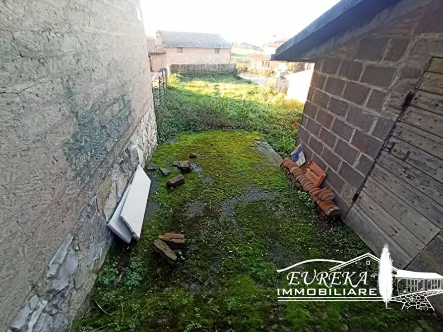 Immagine 10 di Appartamento in vendita  in via garibaldi a Castiglione Del Lago