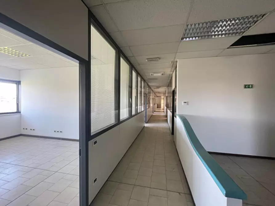 Immagine 3 di Ufficio in vendita  in Via Mosca a Sassuolo