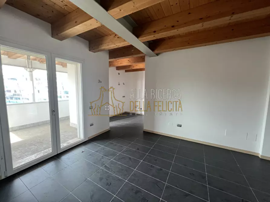 Immagine 2 di Appartamento in vendita  in Via Paraiso a Schio