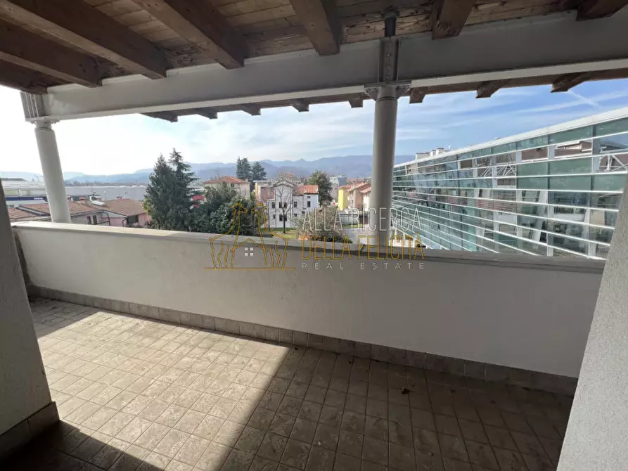 Immagine 4 di Appartamento in vendita  in Via Paraiso a Schio