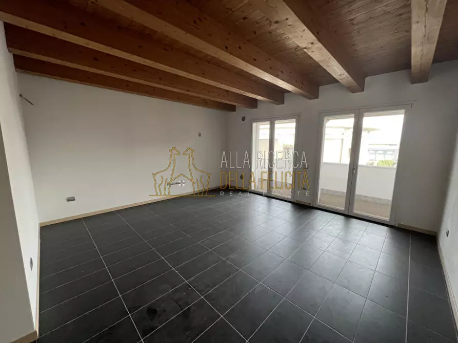 Immagine 8 di Appartamento in vendita  in Via Paraiso a Schio