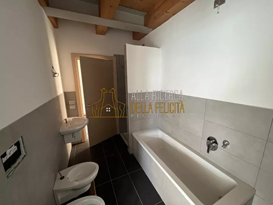 Immagine 14 di Appartamento in vendita  in Via Paraiso a Schio