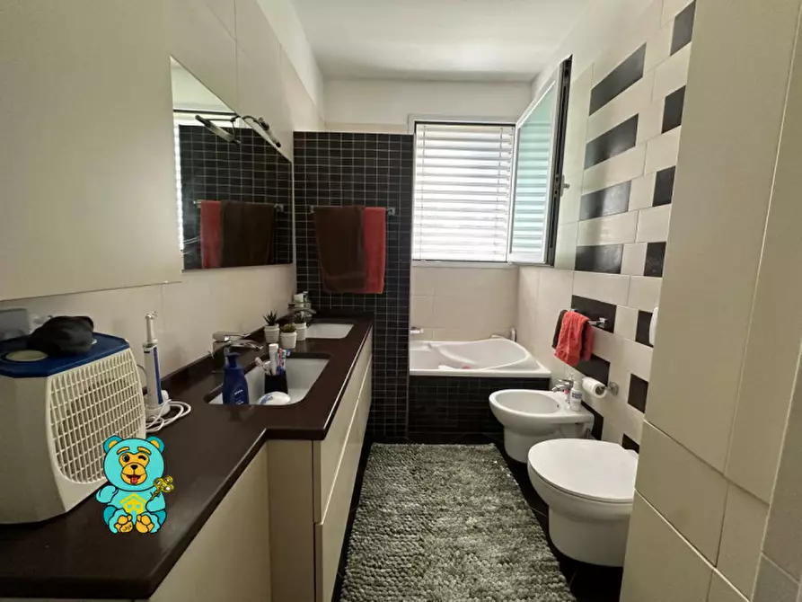 Immagine 23 di Villa in vendita  in Via Matera SNC a Melendugno