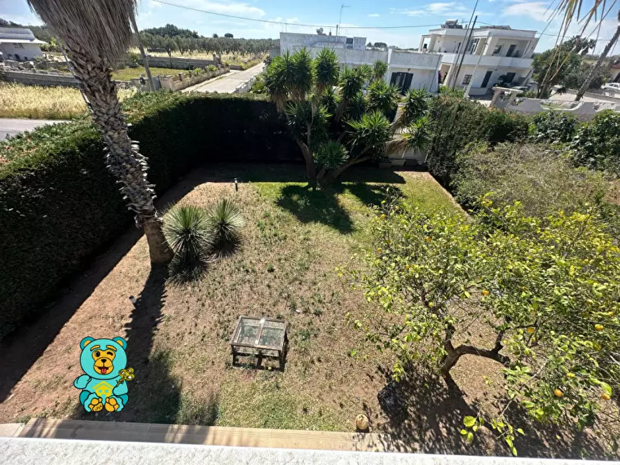 Immagine 49 di Villa in vendita  in Via Matera SNC a Melendugno