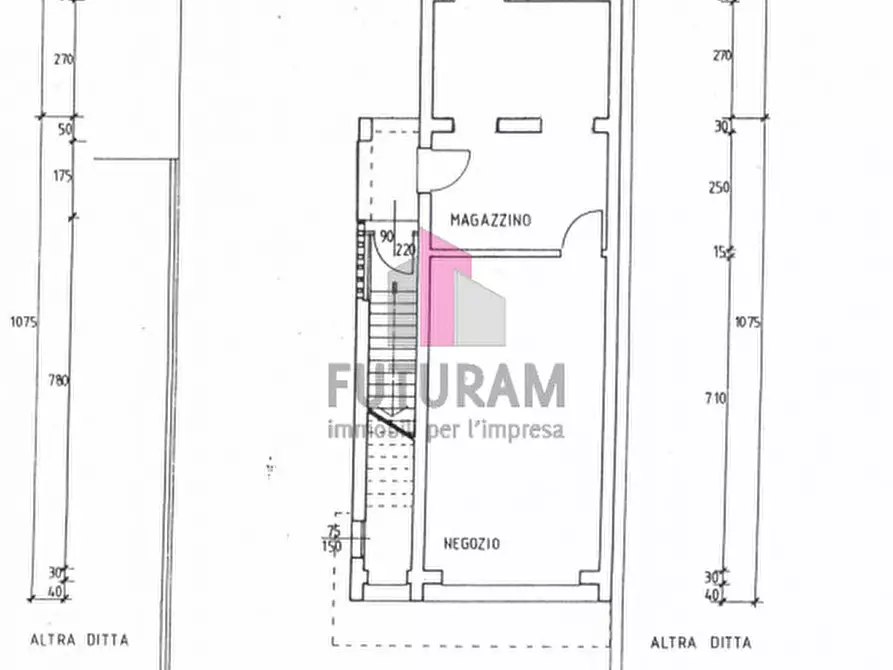 Immagine 16 di Negozio in affitto  in Via Antonibon a Nove