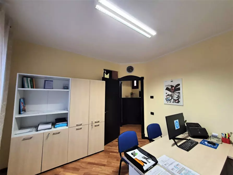 Immagine 9 di Ufficio in vendita  in Corso del popolo a Rovigo