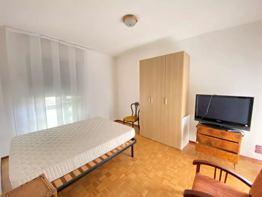 Immagine 13 di Appartamento in vendita  in Bassano del Grappa Piazzale Luigi Cadorna Via Brocchi 31 a Bassano Del Grappa