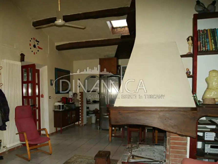 Immagine 4 di Rustico / casale in vendita  a Chianni