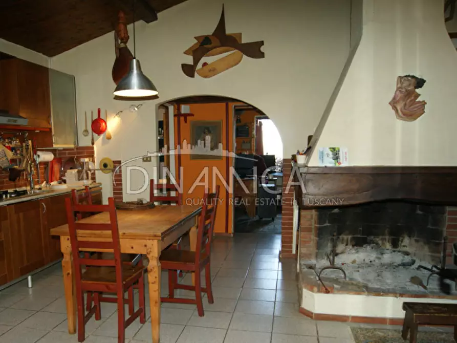 Immagine 9 di Rustico / casale in vendita  a Chianni