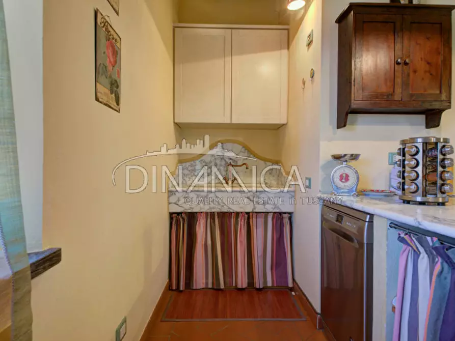 Immagine 37 di Rustico / casale in vendita  a Fauglia