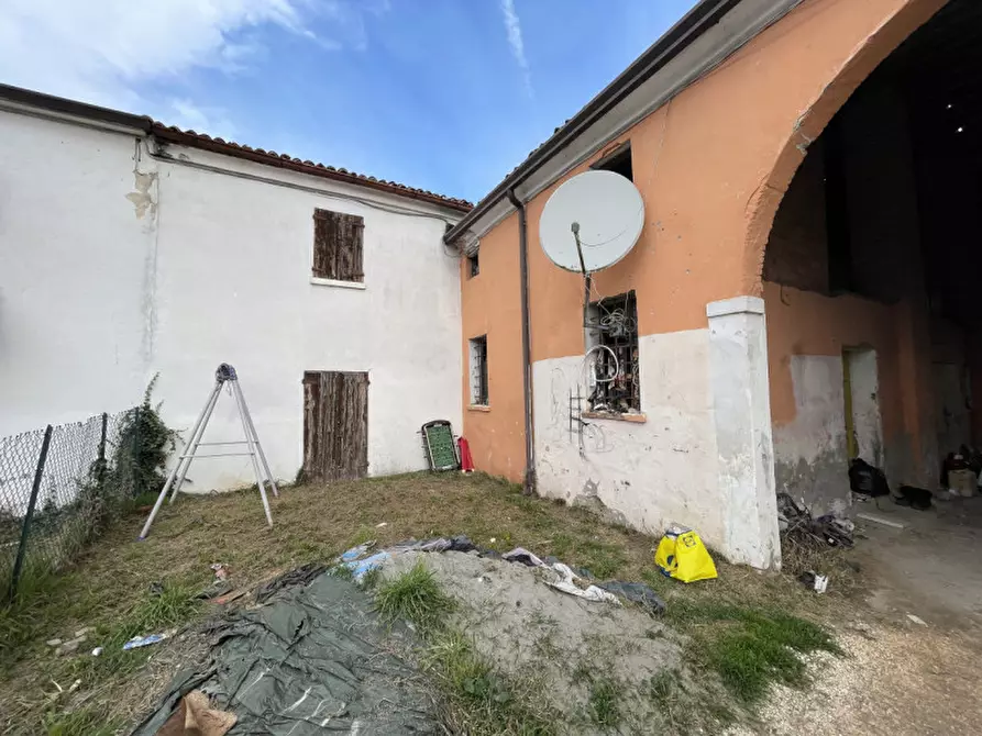 Immagine 23 di Rustico / casale in vendita  in Via Enrico Fermi, 122 a Ceneselli