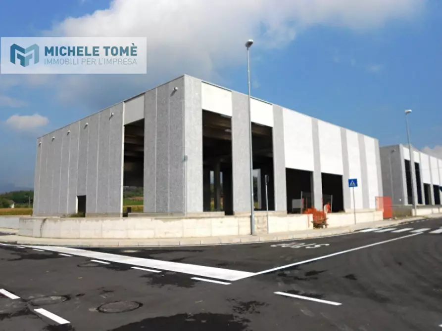 Immagine 3 di Capannone industriale in vendita  in località bran a Caprino Veronese
