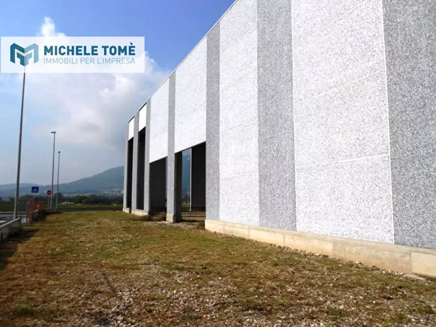 Immagine 6 di Capannone industriale in vendita  in località bisavola a Bardolino