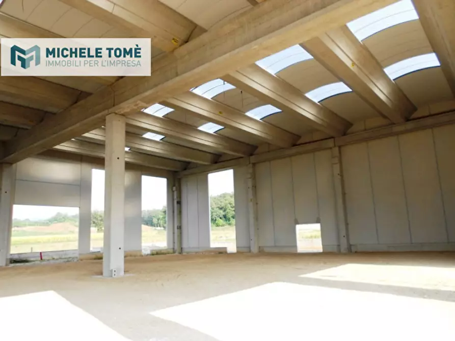 Immagine 7 di Capannone industriale in vendita  in località bisavola a Bardolino