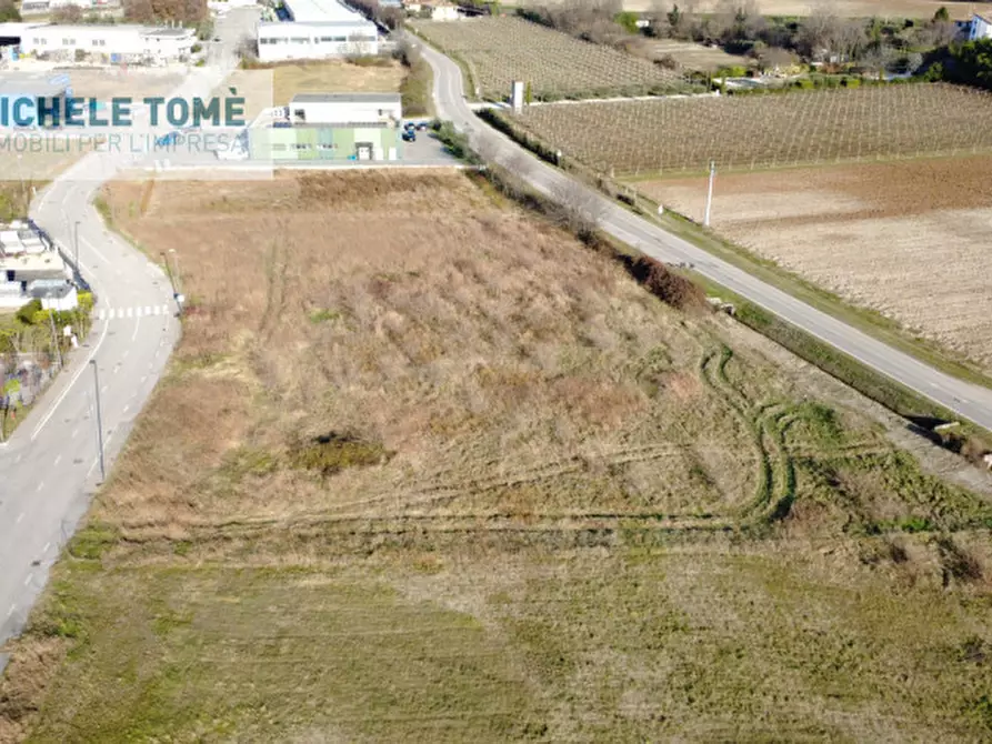 Immagine 11 di Capannone industriale in vendita  in località bisavola a Bardolino