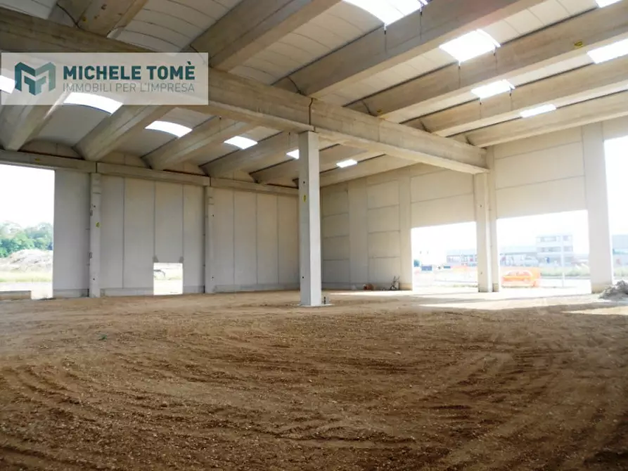 Immagine 5 di Capannone industriale in vendita  in località bisavola a Bardolino