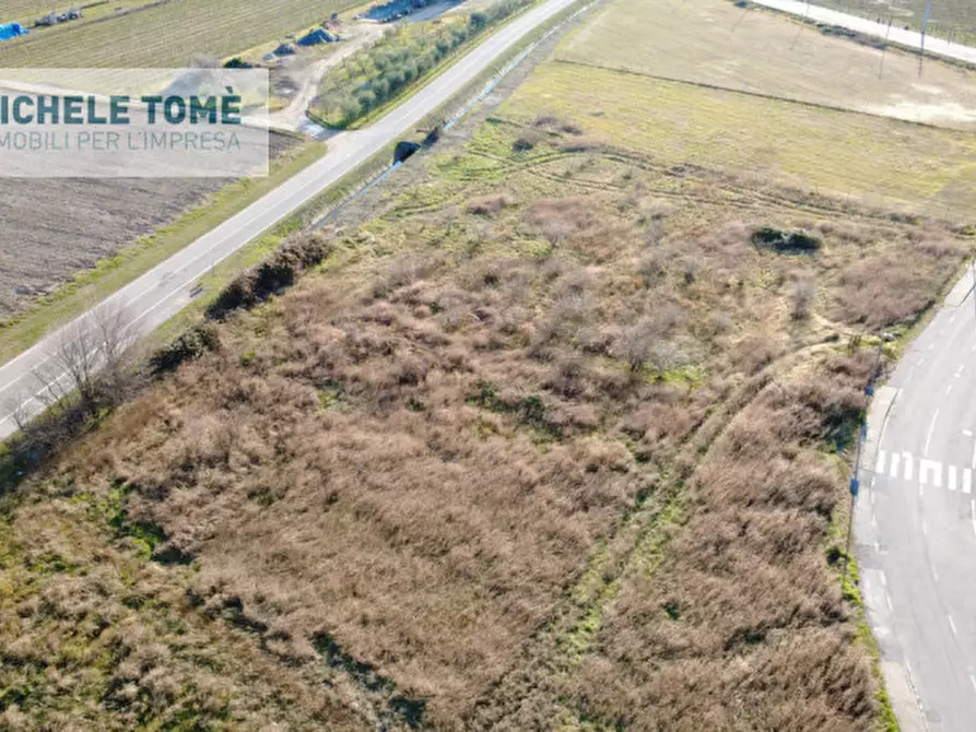 Immagine 8 di Capannone industriale in vendita  in località bisavola a Bardolino