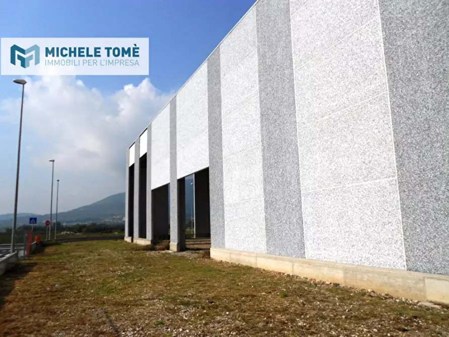 Immagine 19 di Capannone industriale in vendita  in località bisavola a Bardolino