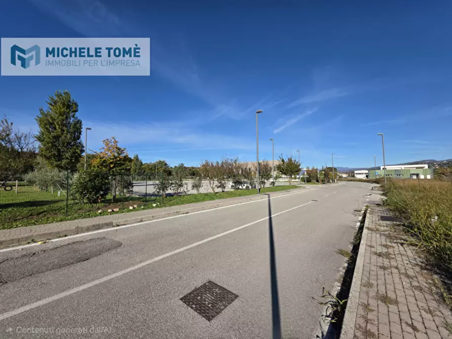 Immagine 1 di Terreno in vendita  in località bisavola a Bardolino