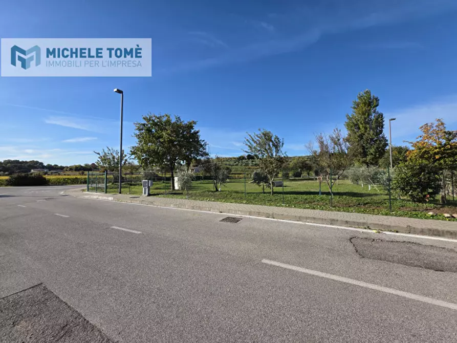 Immagine 3 di Terreno in vendita  in località bisavola a Bardolino