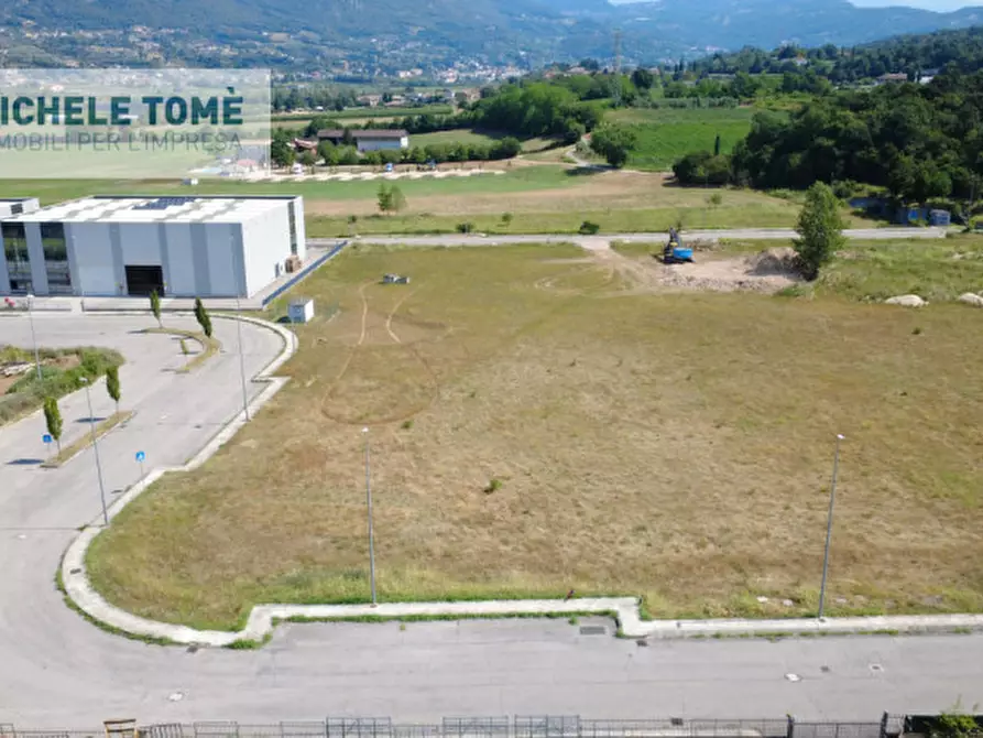 Immagine 2 di Terreno in vendita  in località bran a Caprino Veronese