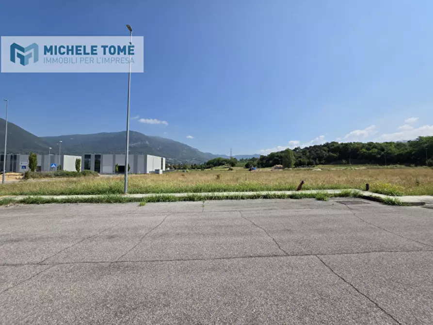 Immagine 9 di Terreno in vendita  in località bran a Caprino Veronese