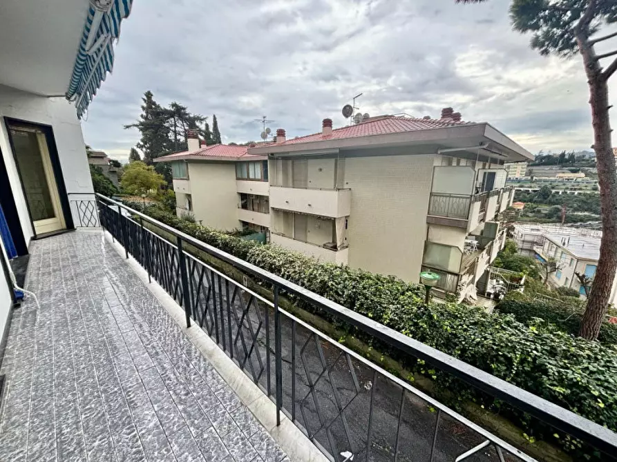 Immagine 18 di Appartamento in vendita  in C.so Inglesi, 490 a San Remo