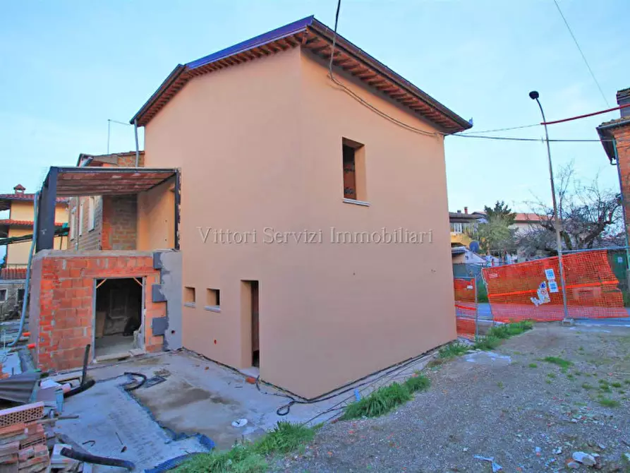 Immagine 3 di Casa bifamiliare in vendita  in Via Andrea Costa a Torrita Di Siena