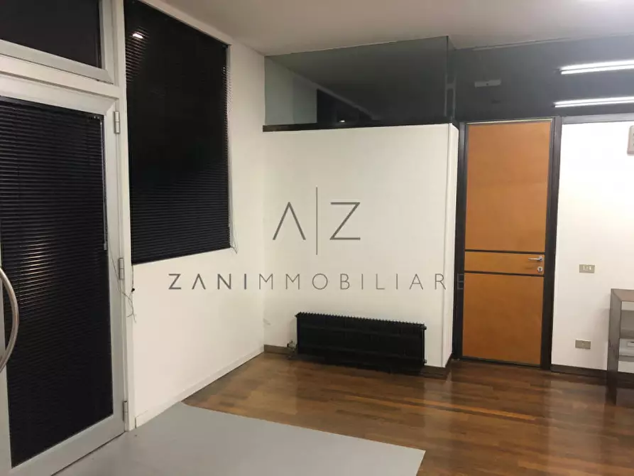 Immagine 16 di Ufficio in vendita  in Via Monte Santo a Montebelluna