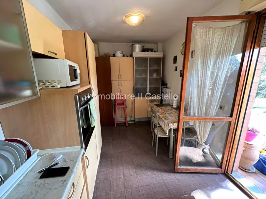 Immagine 10 di Appartamento in vendita  a Panicale