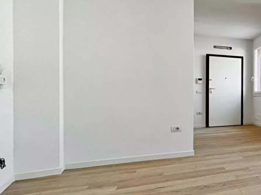 Immagine 1 di Appartamento in vendita  in via cesare battisti a Zevio